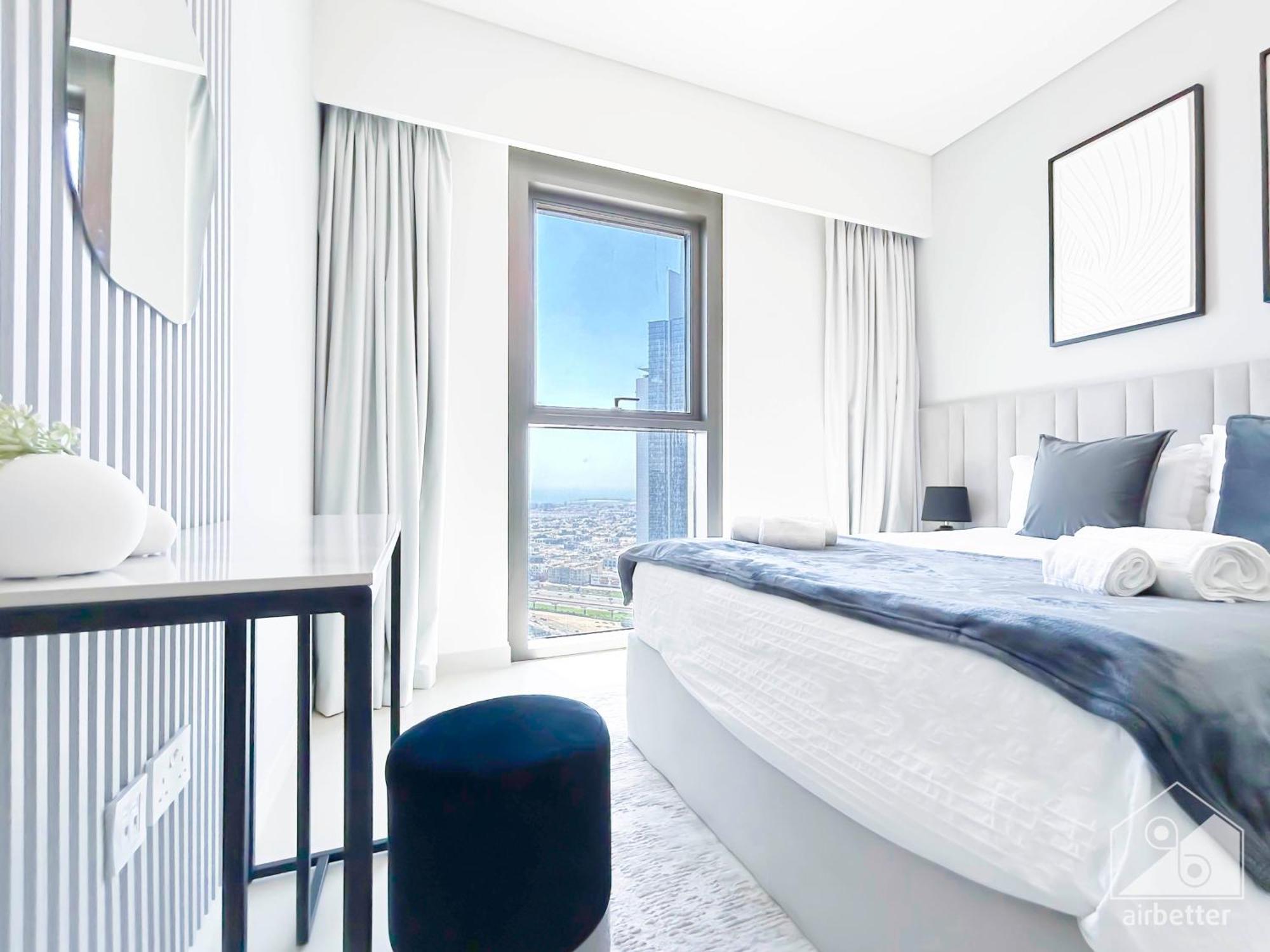 Luxury Burj Crown Downtown Balcony & View * Dubai